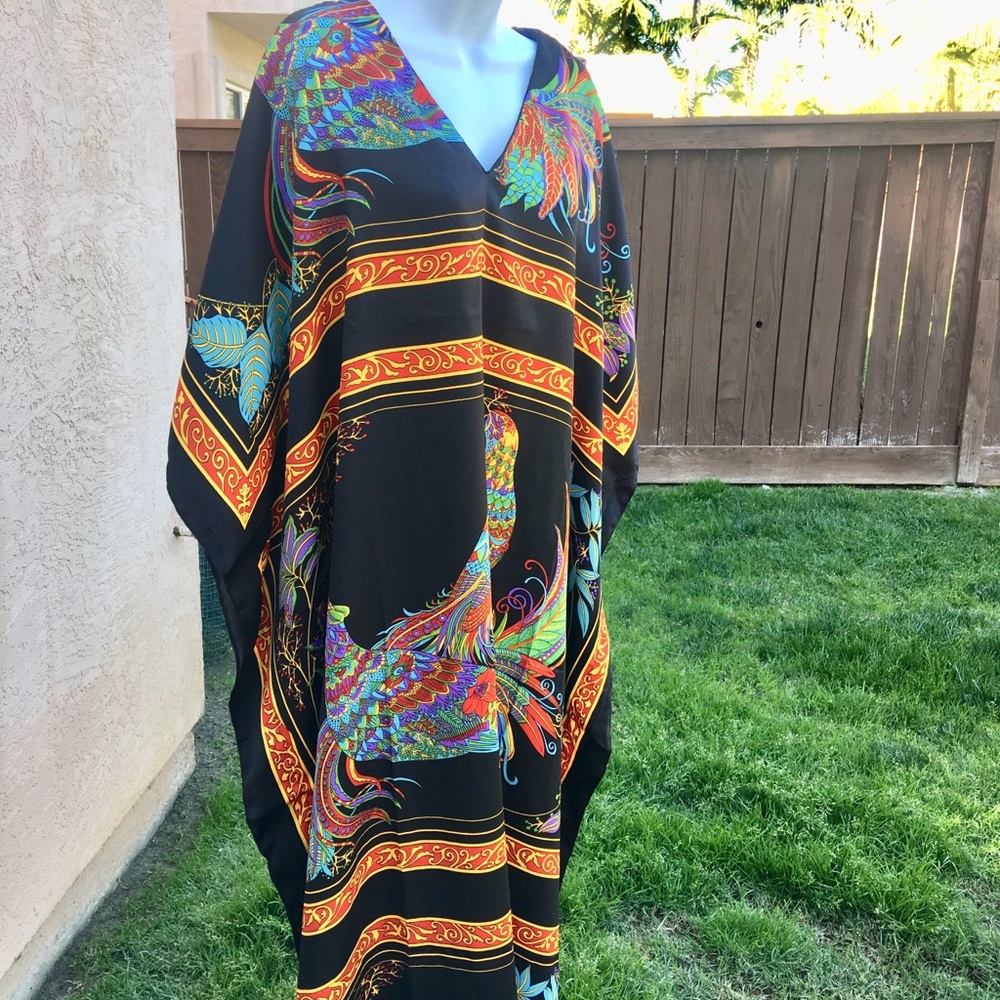 New Kaftan One Size Color Black W/ Pheasant